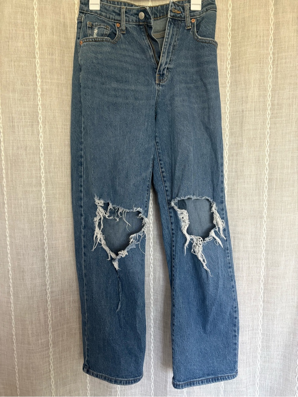 wild fable Distressed Blue Straight-Leg Jeans